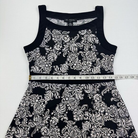 Elie McCARTHY Petite Medium Sleeveless Dress Black White Handkerchief Bottom - Picture 6 of 9